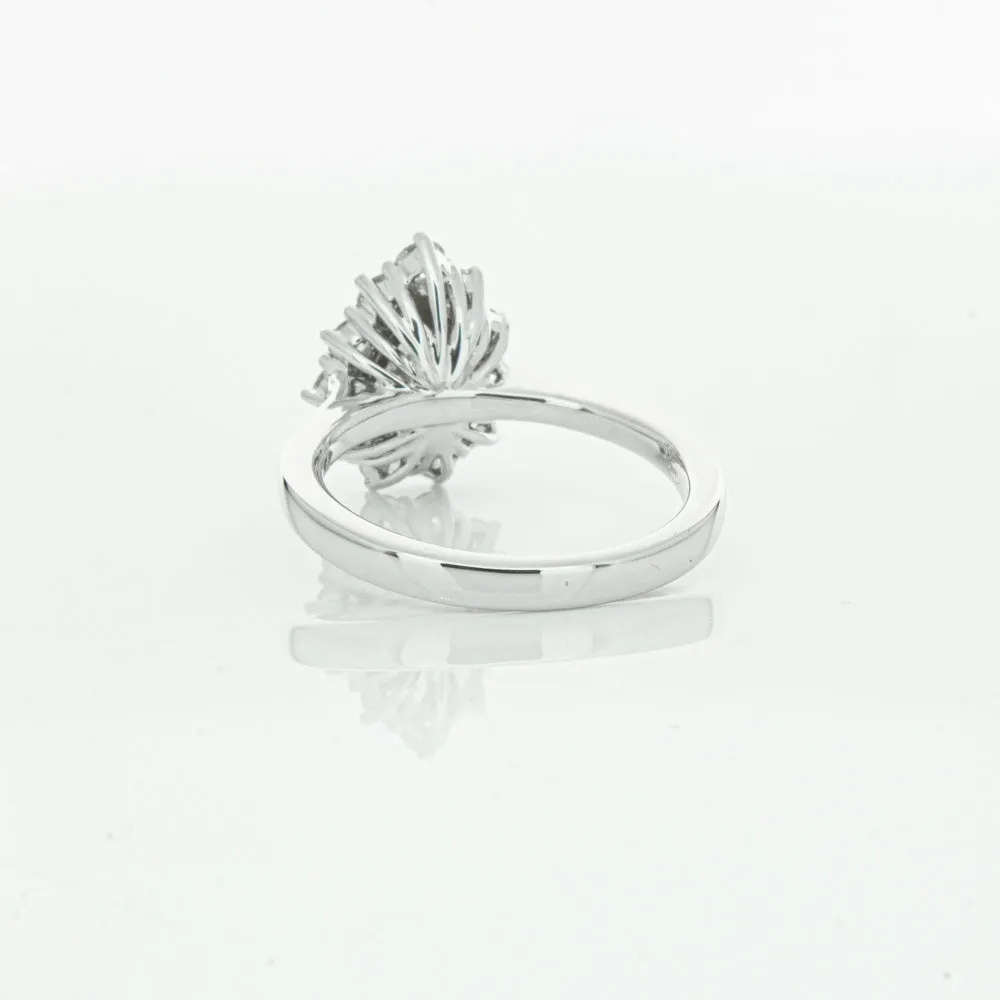 18ct White Gold 1.00ct Pear Cut Diamond Belle Ring