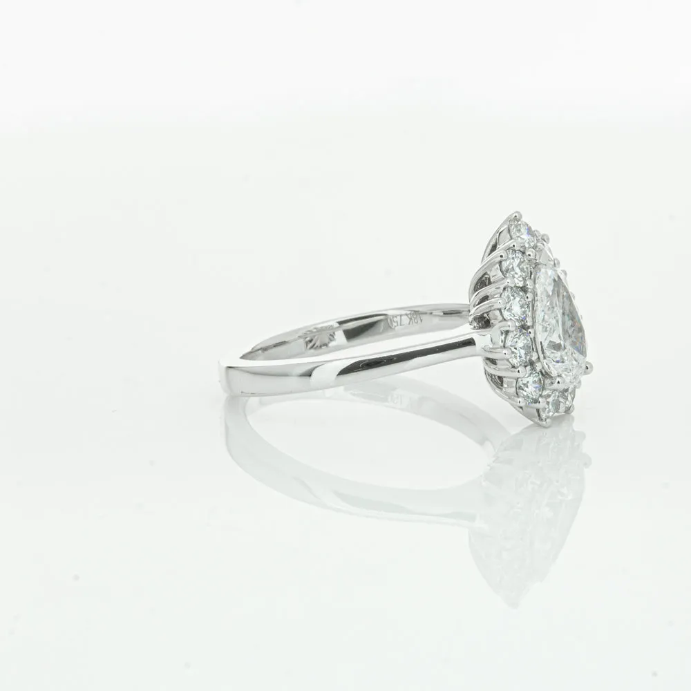 18ct White Gold 1.00ct Pear Cut Diamond Belle Ring