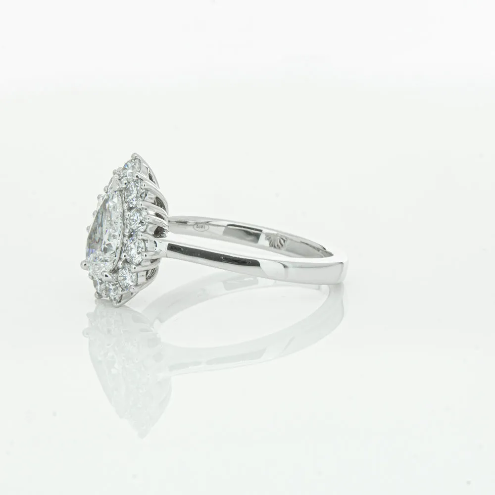 18ct White Gold 1.00ct Pear Cut Diamond Belle Ring