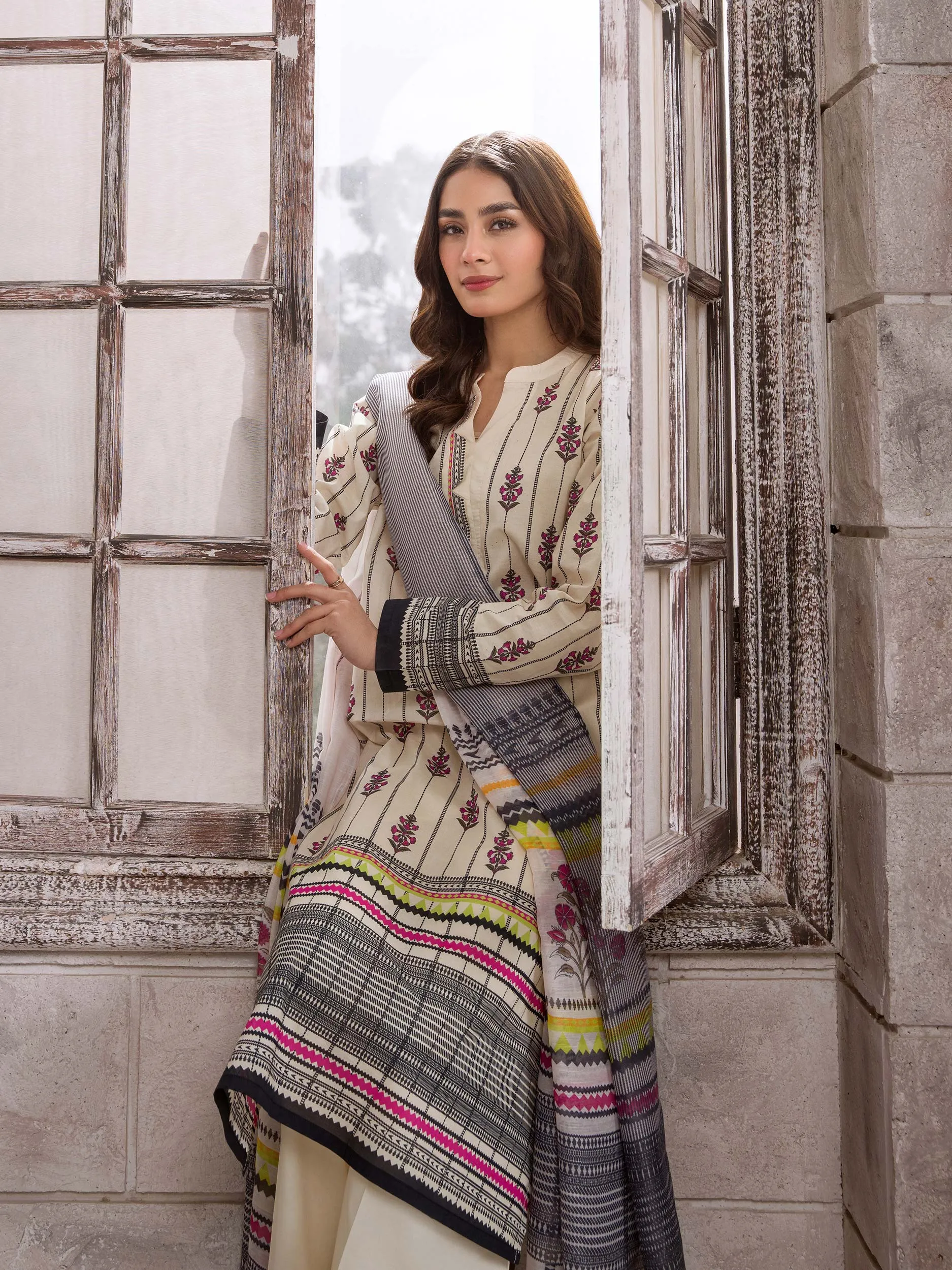 2 Piece Lawn Suit-Printed (Unstitched)