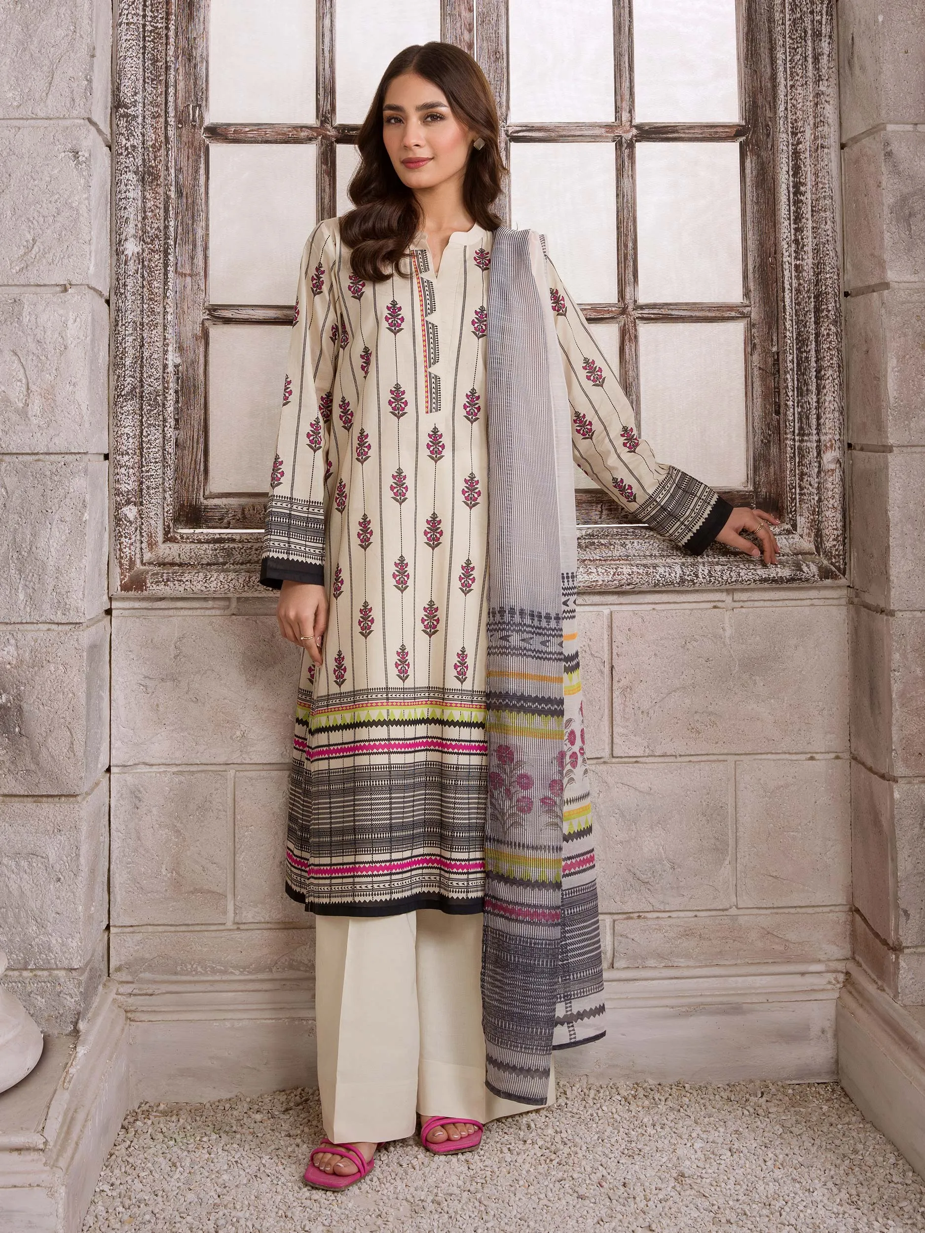 2 Piece Lawn Suit-Printed (Unstitched)