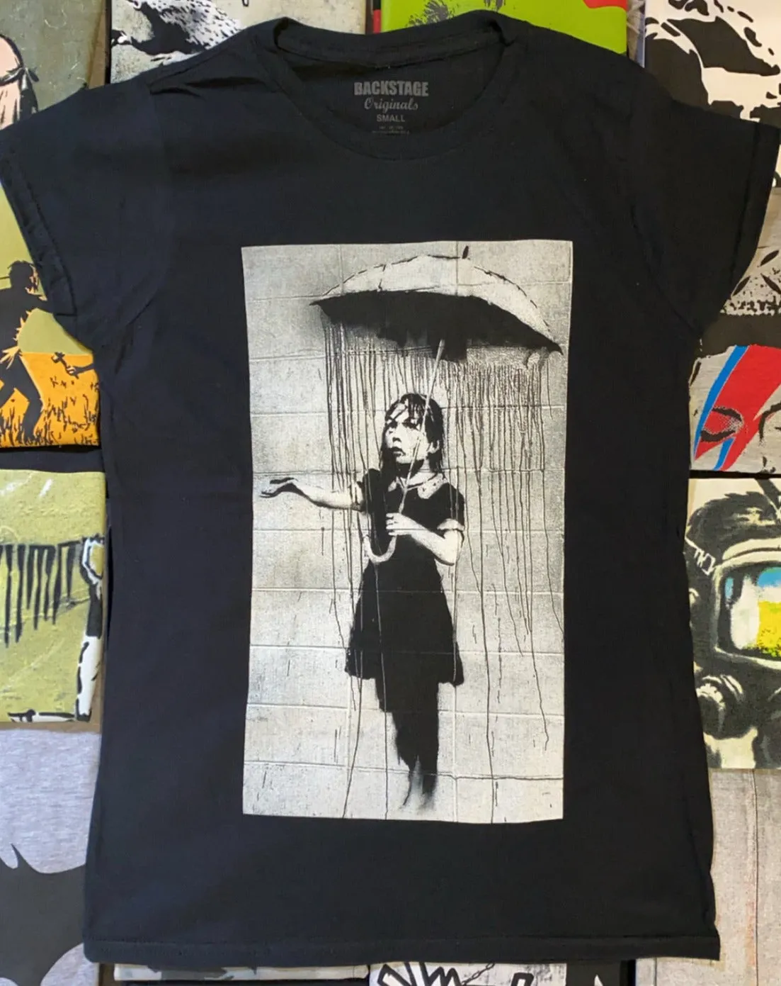 Banksy Women's T Shirt - Umbrella Girl