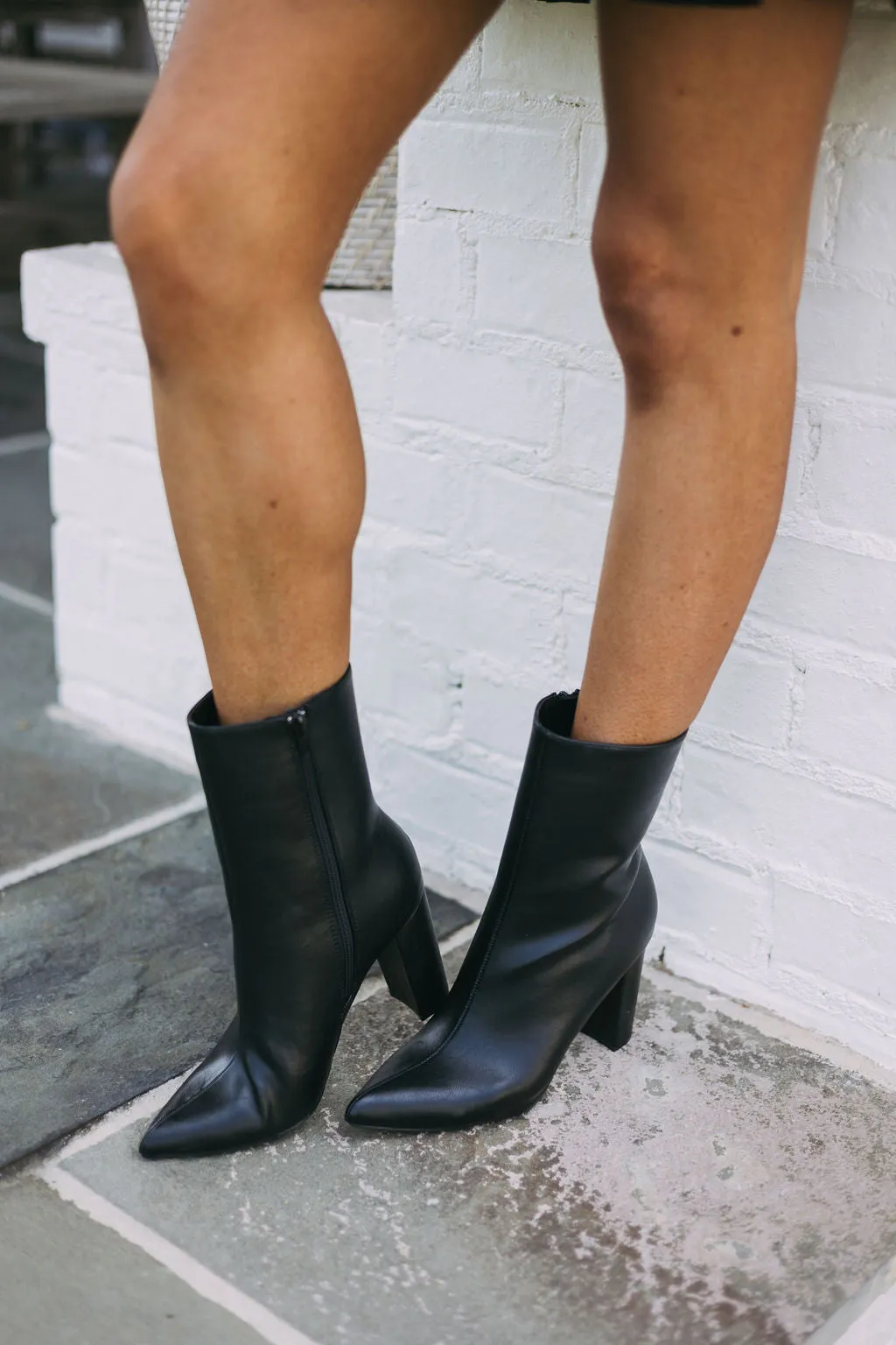 Bellflower Booties-Black