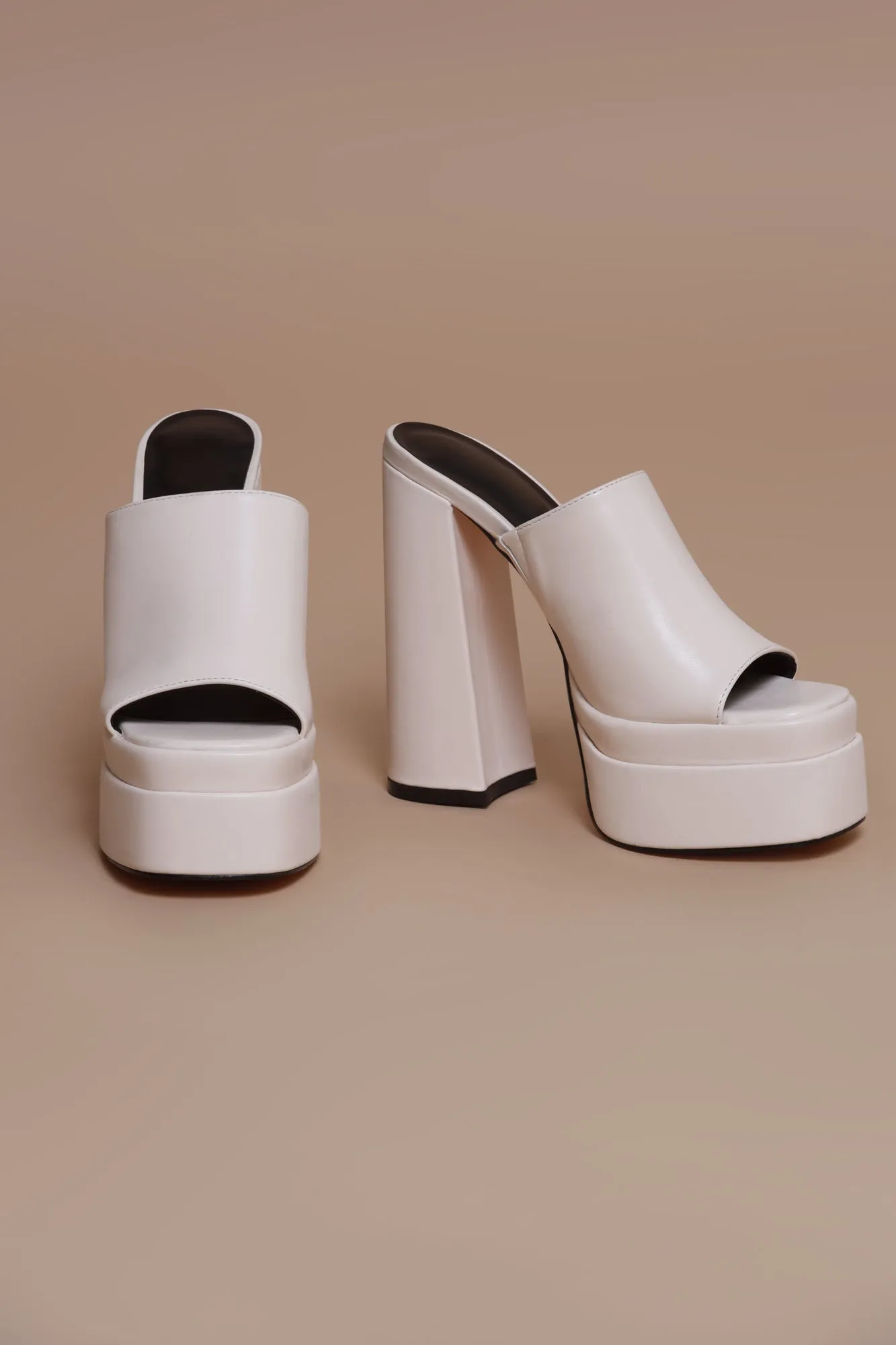 Clueless Chunky Open Toe Platform Heels - Cream