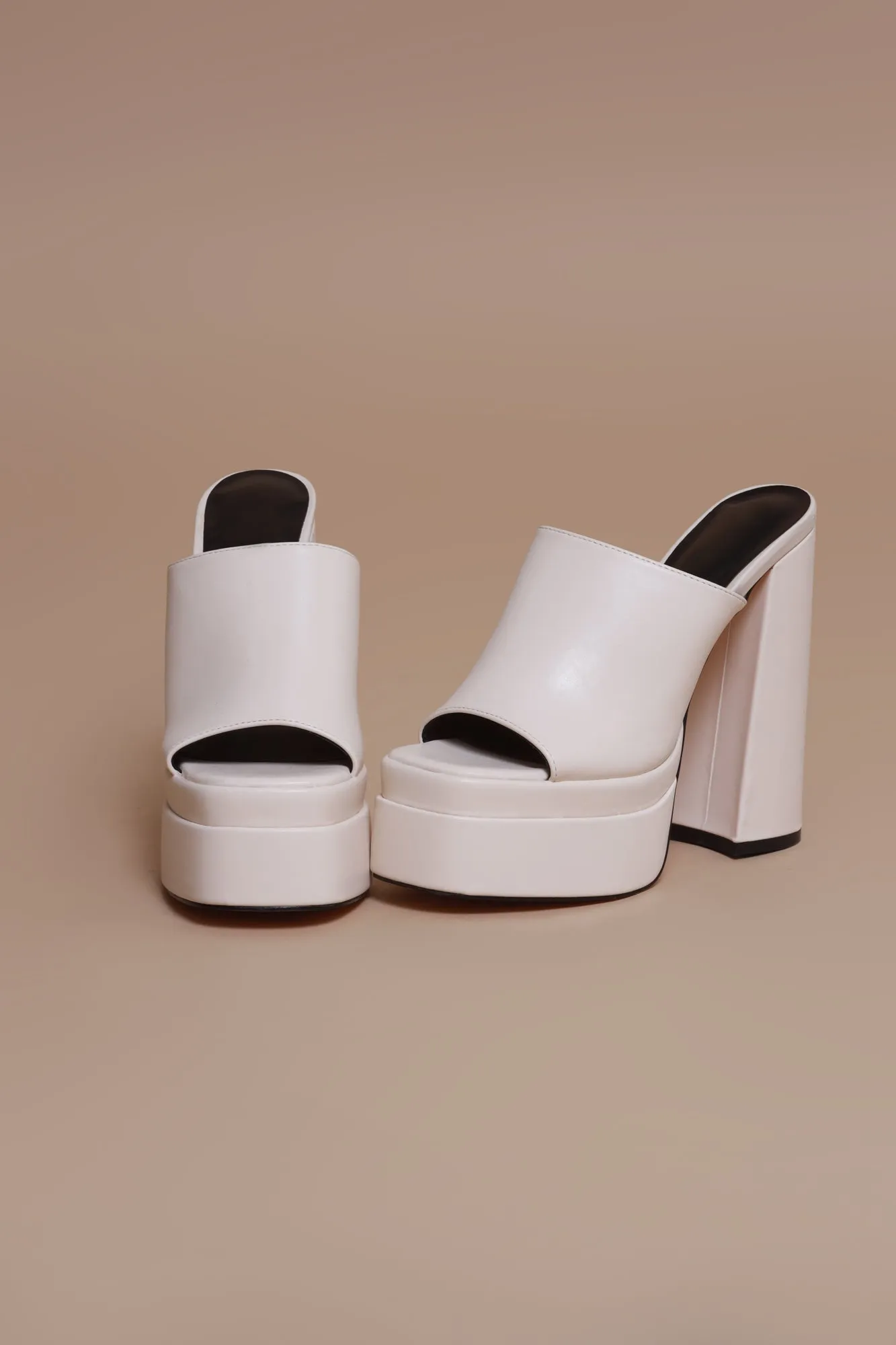 Clueless Chunky Open Toe Platform Heels - Cream