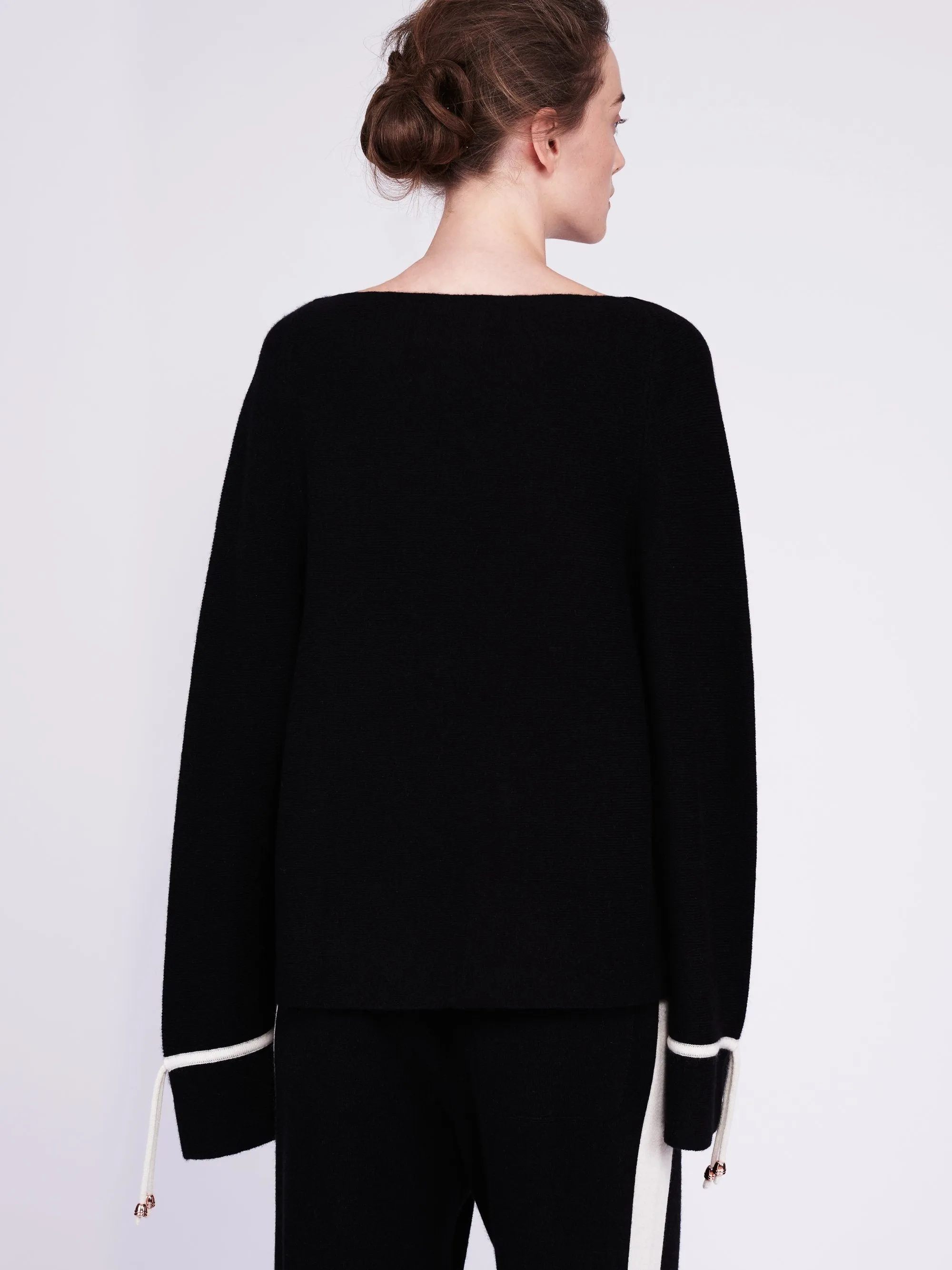 CMMC Bell Sleeve Cashmere Sweater - Noir x White