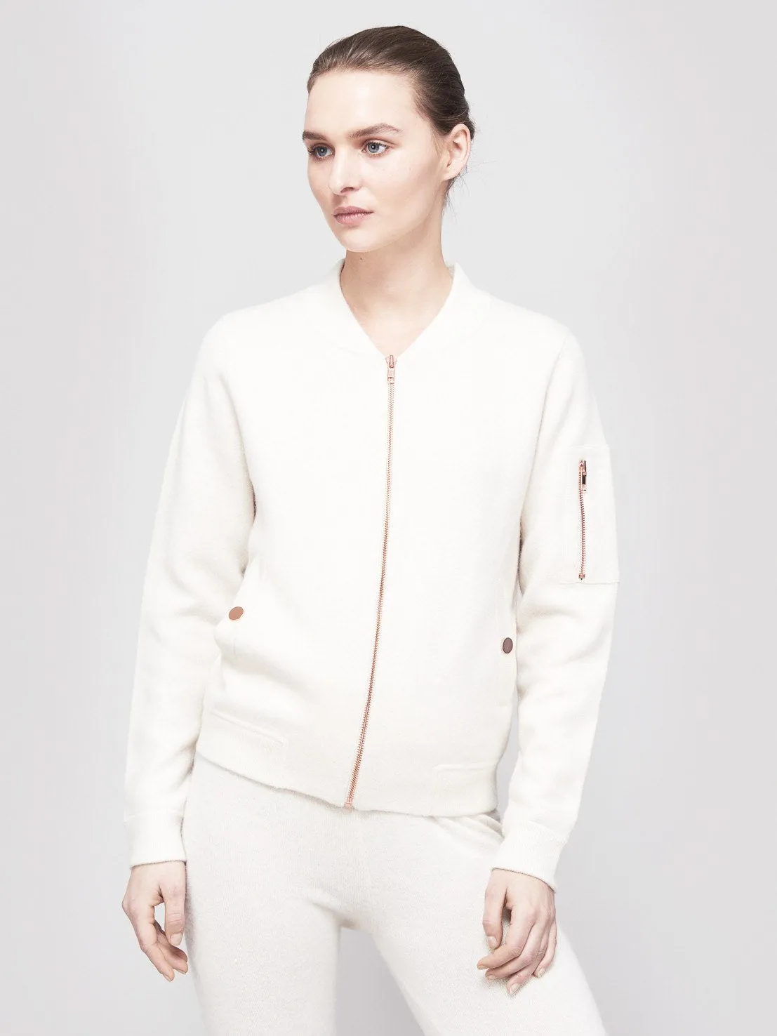 Globe-Trotter Two-Tone Cashmere Bomber - Winter White X Camel