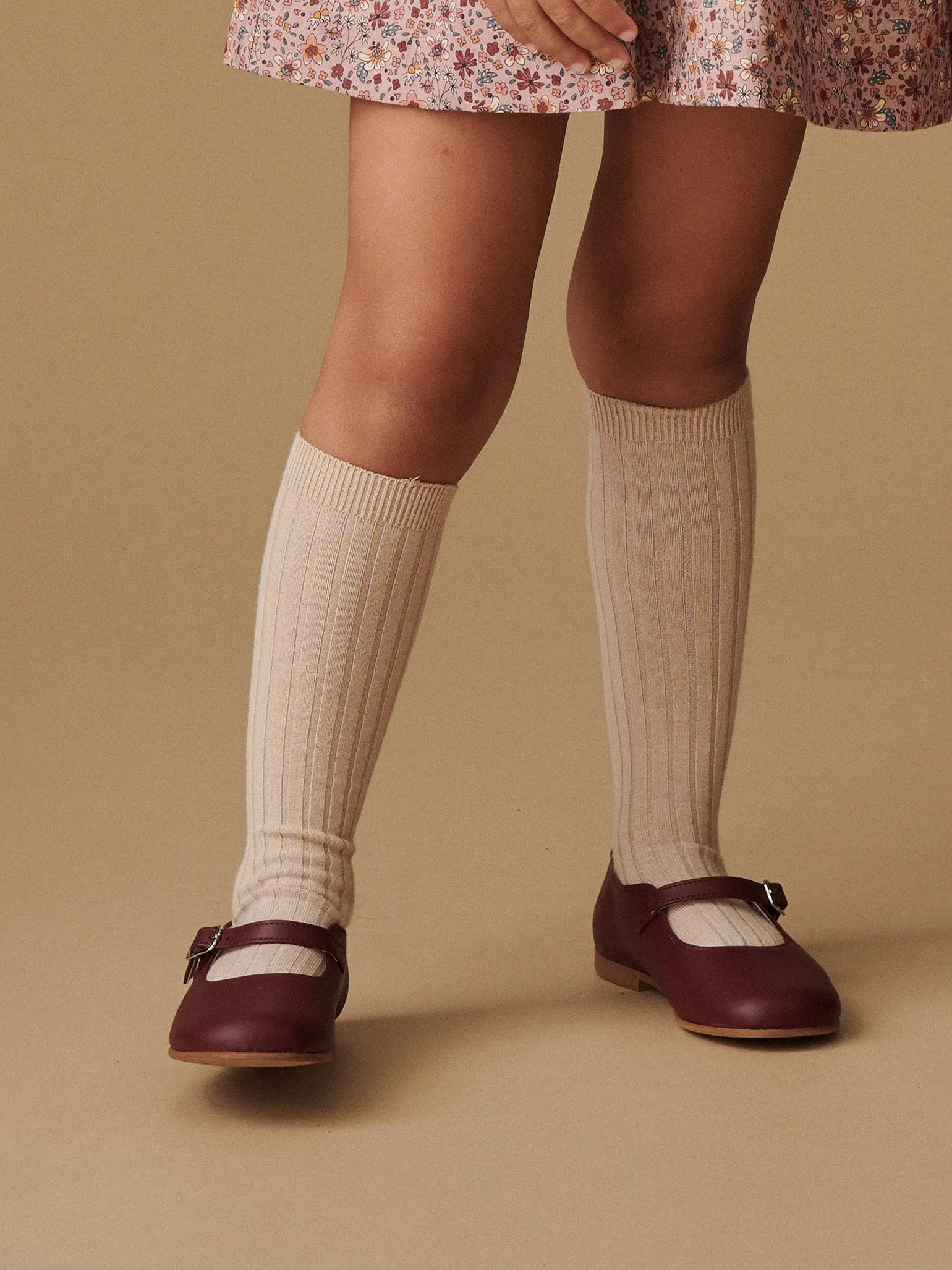 Pale Pink Ribbed Knee High Girl Socks