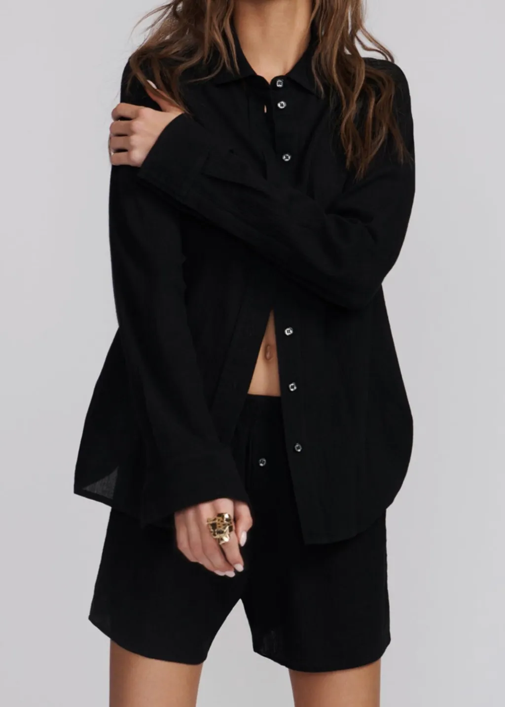 Éterne Jolene Button Down Top in Black