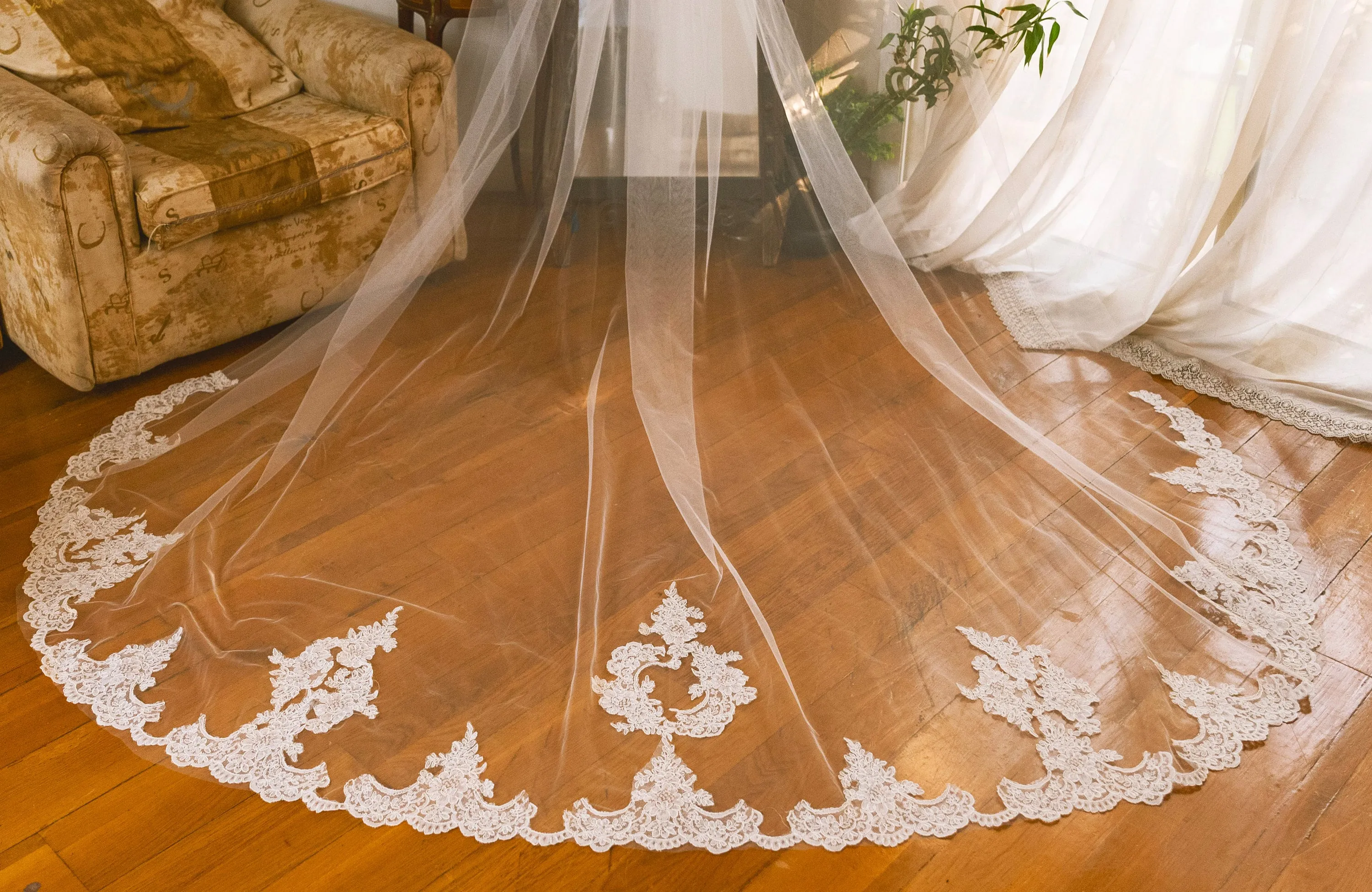 Vintage Lace Veil, Floor Length Veil, Chapel Length, 1 Tier Veil, One Tier Veil, Waltz Length Veil